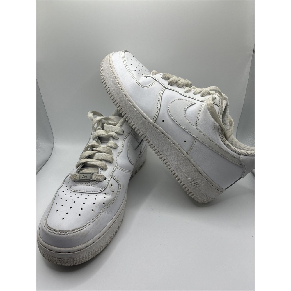 Size 7.5 - Nike Air Force 1 '07 Low Triple White